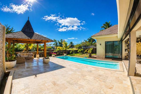 westimmovillaforrentwithpoolclosebeach 15
