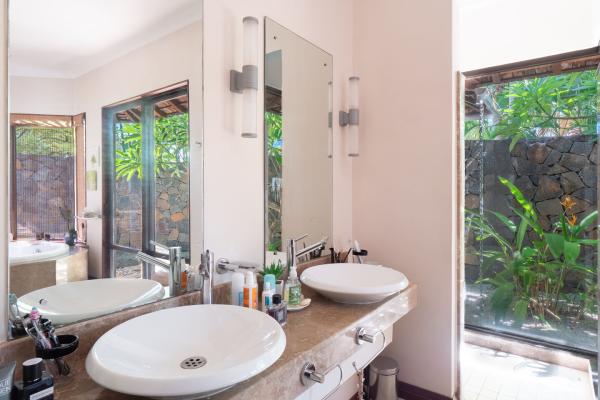villa a vendre tamarina maurice westimmo53