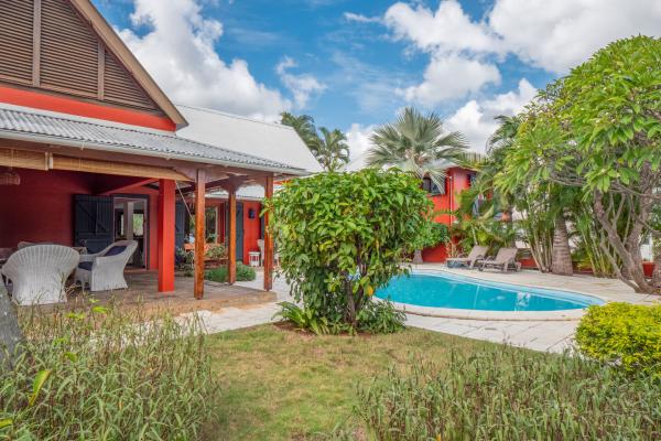 Detached family villa for rent in a secure gated community - photo 1