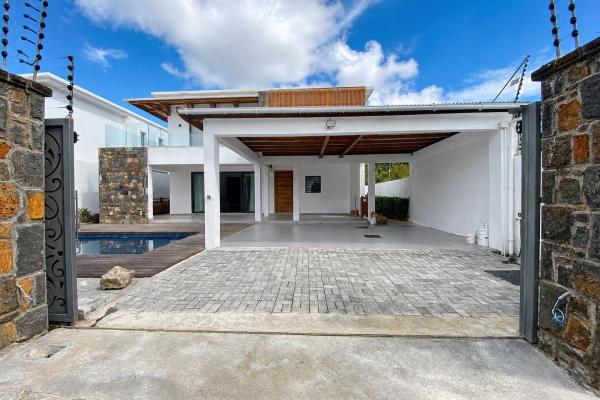  Trou aux Biches - Magnifique Villa meublée moderne de 5 chambres en suite avec piscine à louer - photo 3