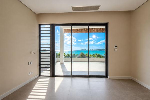 A vendre penthouse front de mer dans une residence