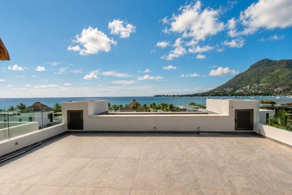 A vendre penthouse front de mer dans une residence