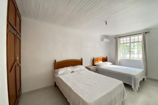 Maison a louer flic en flac12