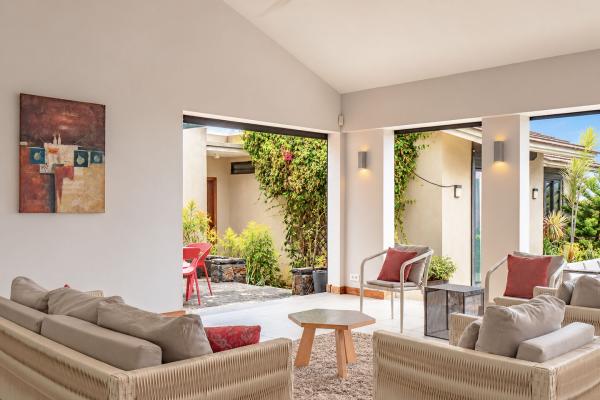 villa a louer tamarin avec picsine dans residence