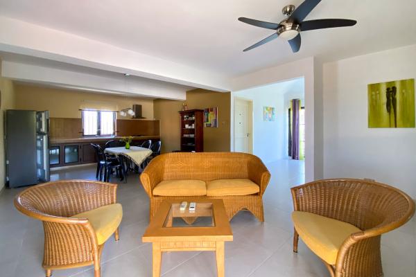 maison a louer a la gaulette avec piscine34