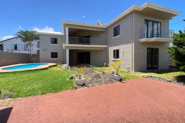 maison a louer a la gaulette avec piscine17